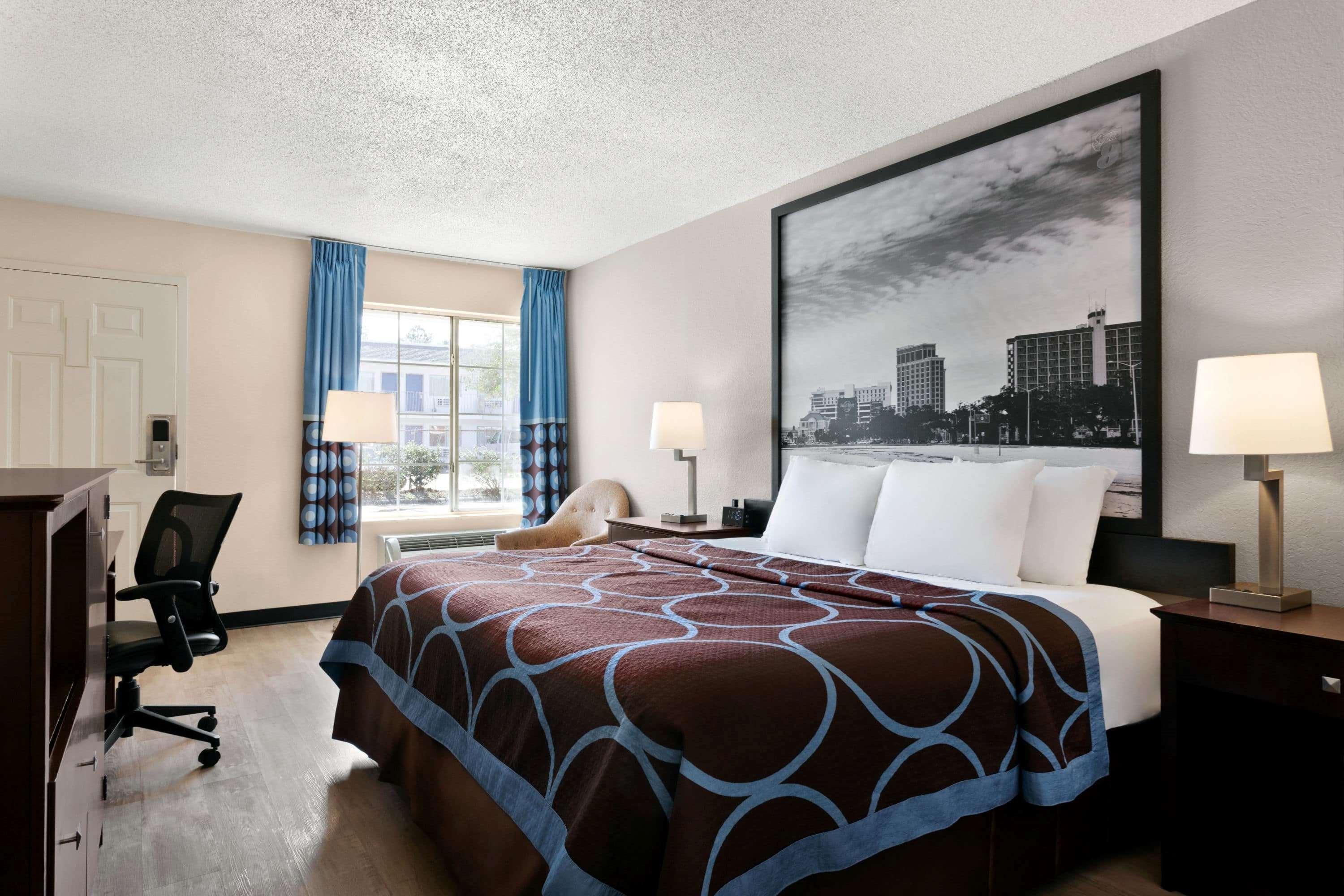 Super 8 By Wyndham Gulfport Biloxi Airport Motel Eksteriør billede