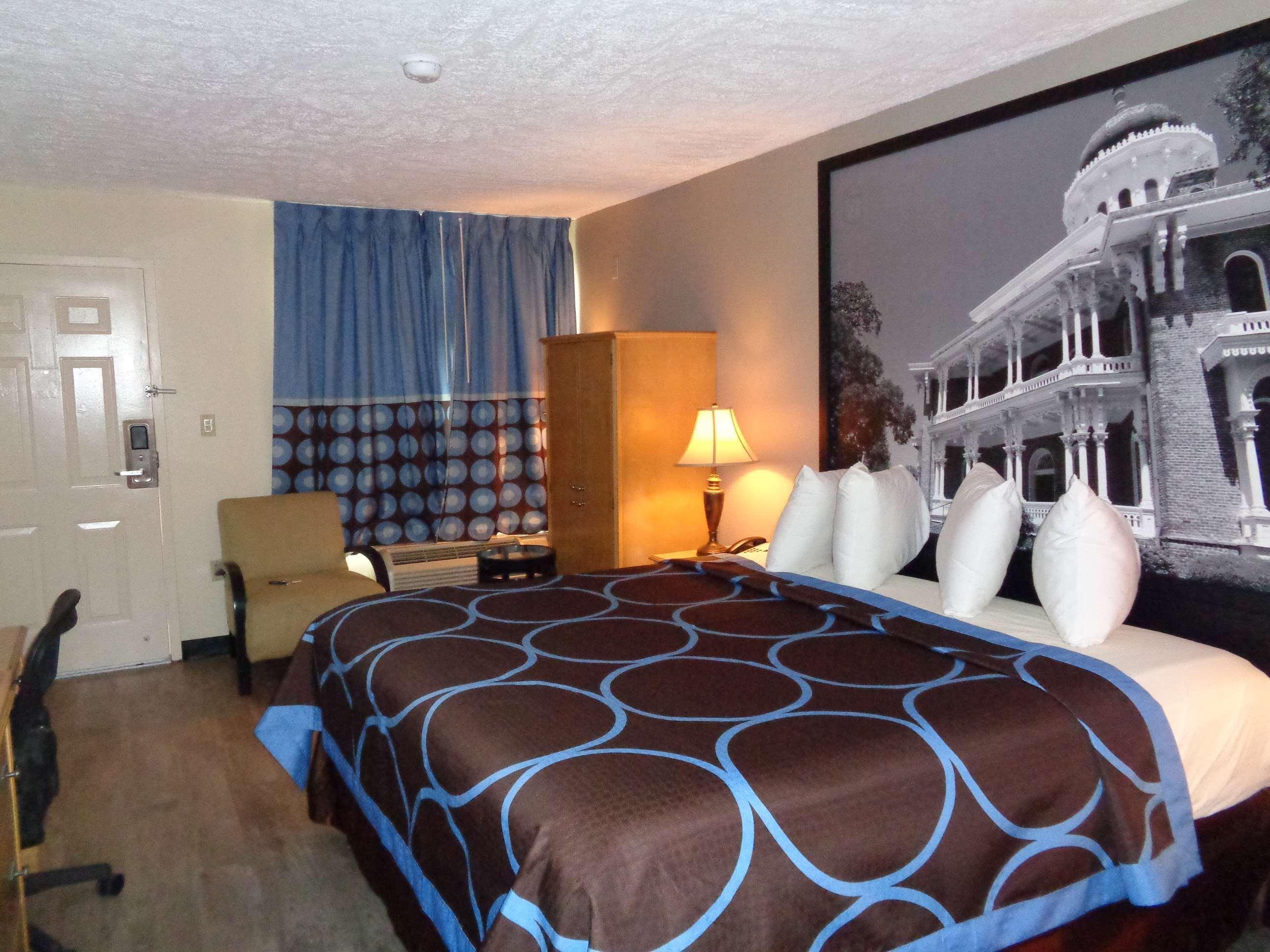 Super 8 By Wyndham Gulfport Biloxi Airport Motel Eksteriør billede