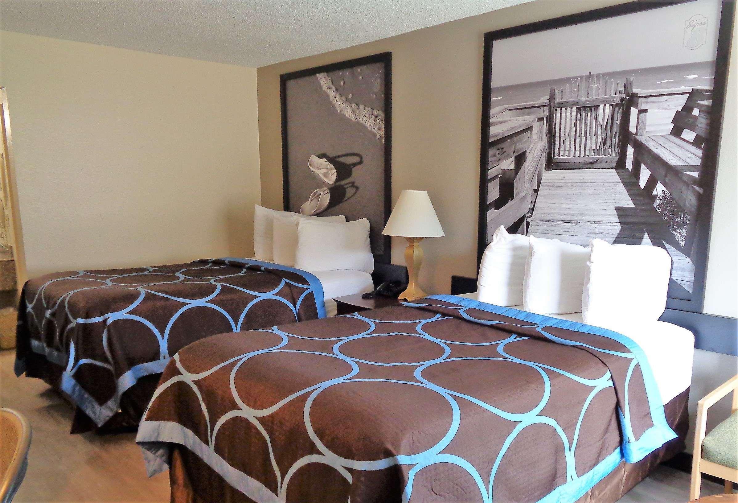 Super 8 By Wyndham Gulfport Biloxi Airport Motel Eksteriør billede